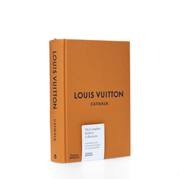 LOUIS VUITTONעיצוב ספר